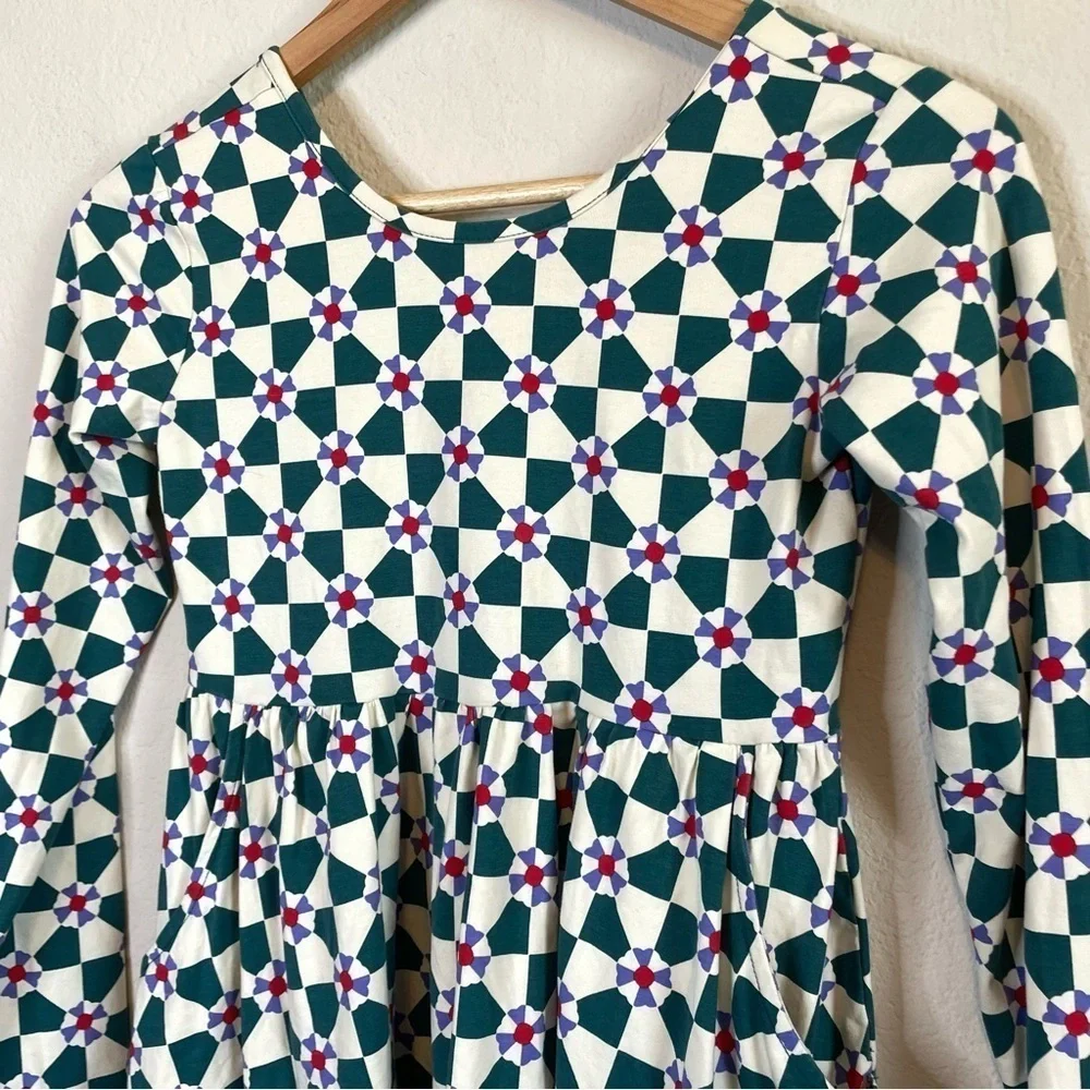 Hanna Andersson Long Sleeve Skater Style Green Pinwheel Peppermint Swirl Dress
